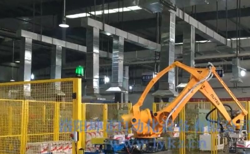 箱裝機器人碼垛機